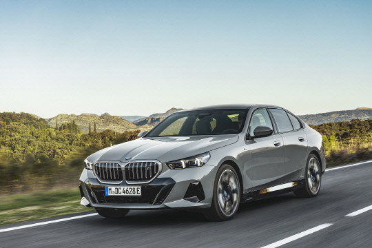BMW 뉴 i5. BMW코리아 제공